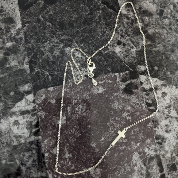 Silpada Cross Necklace - Picture 3 of 4